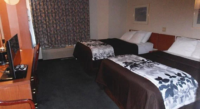 Econo Lodge Inn & Suites Roseburg, Book Hotel Hoteller i Umpqua Valley med pool, Swimmingpool