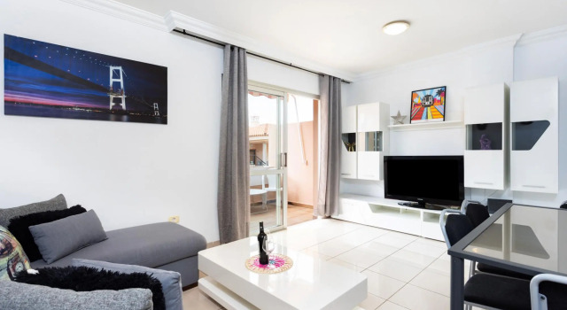 Home2Book Los Cristianos, Pool & Beach, Prenota Hotel Los Cristianos 