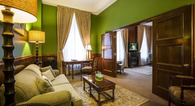 Dvoulůžkový s manželskou postelí Apartmá LHotel