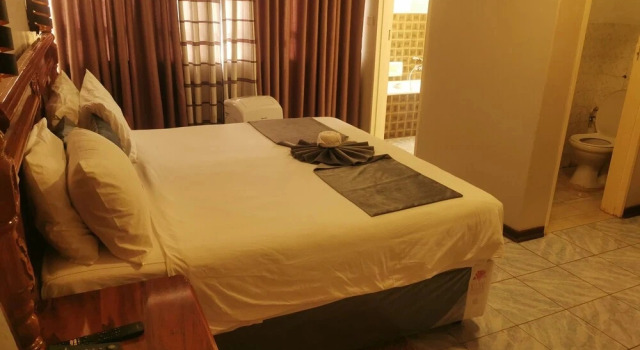 Люкс Deluxe Hotel Redcliff