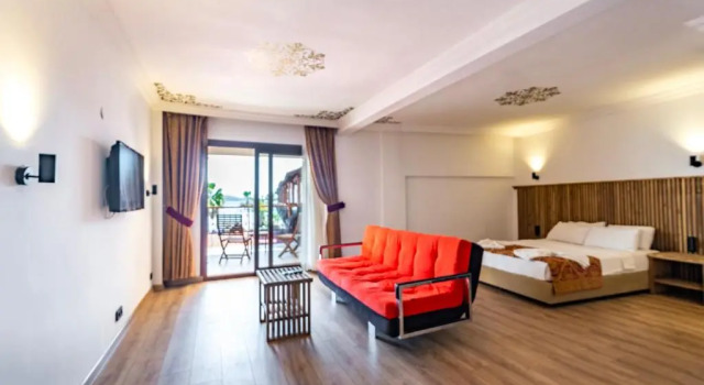 Люкс с видом на море Costa Bitezhan Beach Hotel