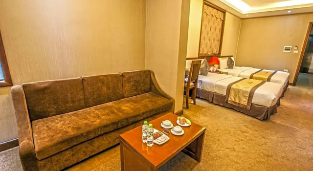 Семейный номер Standard Lenid Hanoi Hotel