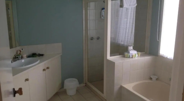 Апартаменты Portarlington Beach Motel