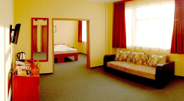 Fórum Szálló Pécs, Rezervovat Hotel Wellness hotely v Baranya, SPA