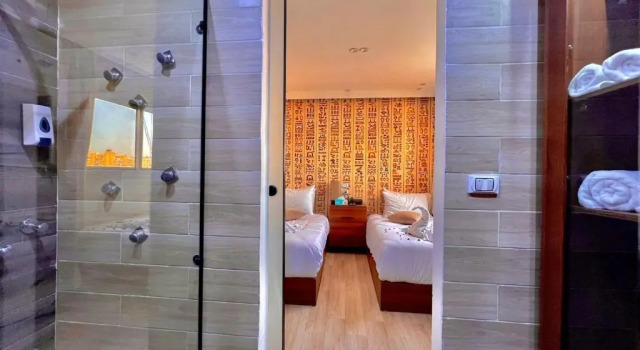 Номер Standard Grand Pyramids Inn