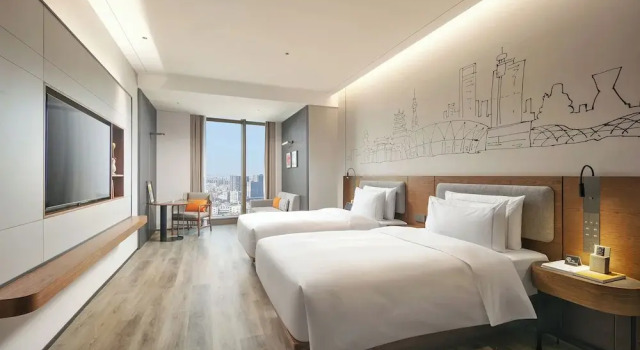 Двухместный номер Classic UrCove by HYATT Foshan Downtown