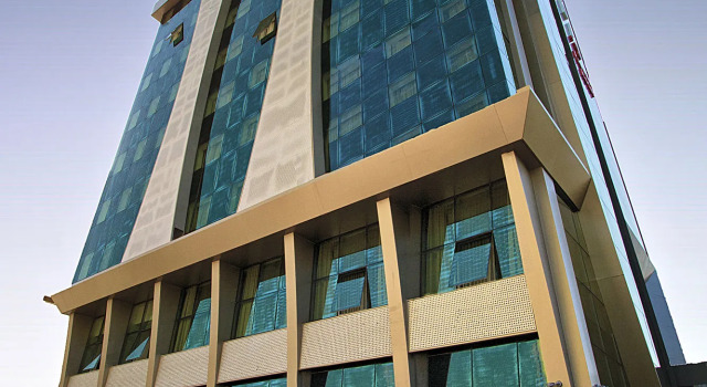 Edis Premier Hotel