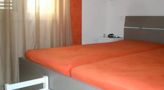 House With 2 Bedrooms in Vinišce, With Wonderful sea View, Furnished T, Забронировать Отель Отели Винишче с парковкой, рядом с Пляж Смоквина, Парковка