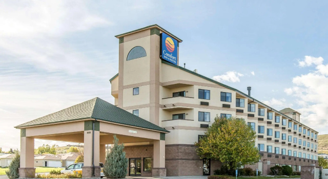 Четырёхместный номер Standard Comfort Inn & Suites Market - Airport