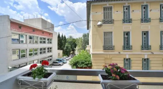 Architect Designers Apartment in Kolonaki, Забронировать Апартаменты/квартира Отели Афины с парковкой, рядом с Театр Каролос Коун "Театрон технис", Парковка