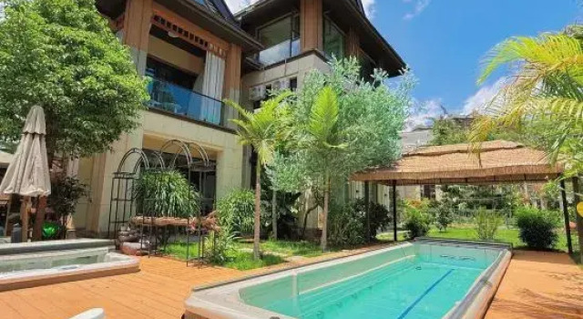 Yongyu · YungYu Rainforest Private Detached Villa (Jinghong High-Speed Railway Station), Buchen Sie Villa Hotels in Yunnan mit Parkplatz, Parkplätze