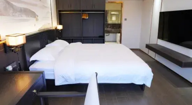 Longlin Folk Hotel, Rezerwuj Hotel Hotele w Baise z parkingiem, Parking
