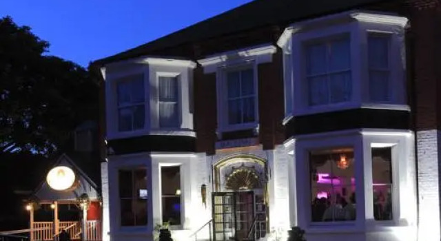 Двухместный люкс Luxury The Pearl Hotel