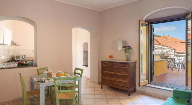 Le Volte & Terrazzo (PTB192), Buchen Sie Hotel Pietrabruna Blumenriviera
