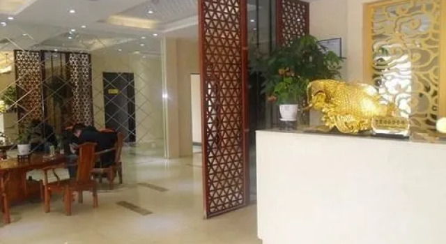 Shunjing Business Hotel, Prenota Hotel Yanta 