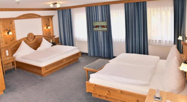 Четырёхместный номер Standard Hotel Wender