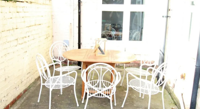Коттедж Sleeps 9 - Large Period Property -beautiful Refurb