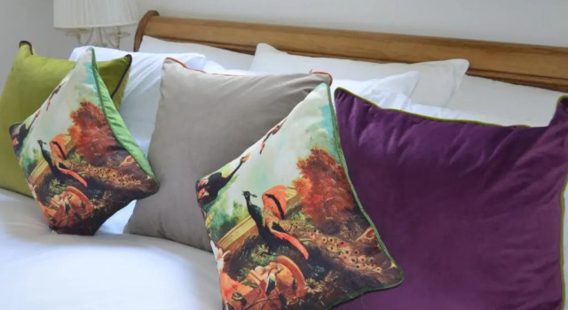 The Old Chapel Boutique B&B, Book Bed and Breakfast Towcester Northamptonshire