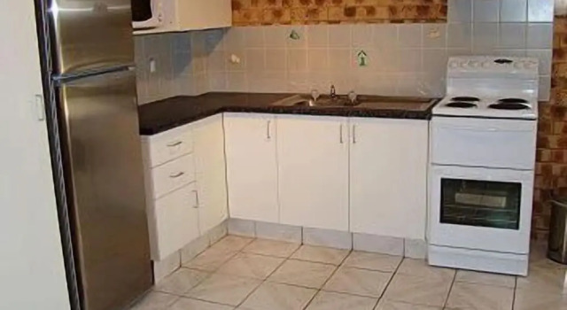 Апартаменты Noosa Yallambee Holiday Apartments