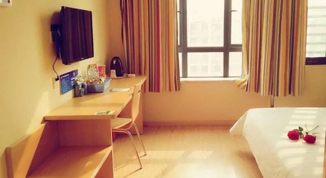 Номер Business 7Days Inn Hangzhou Xiaoshan People`s Square Metro Station