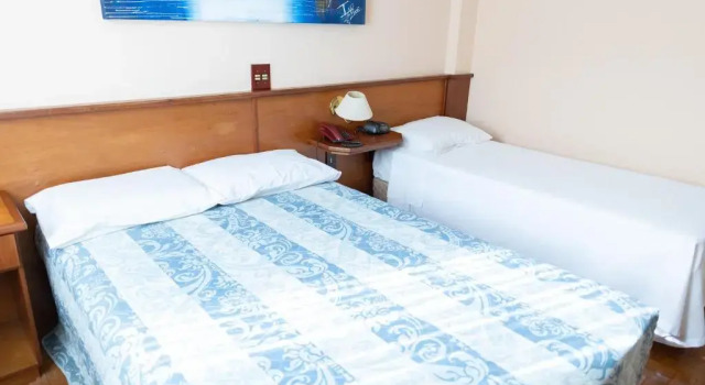 Трёхместный номер Economy VOA Plazza Hotel
