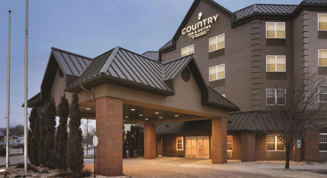 Country Inn & Suites by Radisson, Elk Grove Village/Itasca