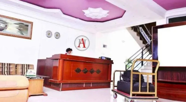 Adams Hotel