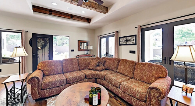 434 Vine Street House 3 Bedrooms 2 Bathrooms Home