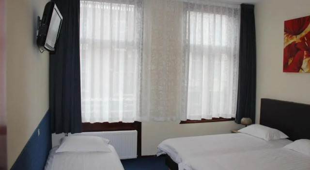 Трёхместный номер Standard New City Hotel Scheveningen