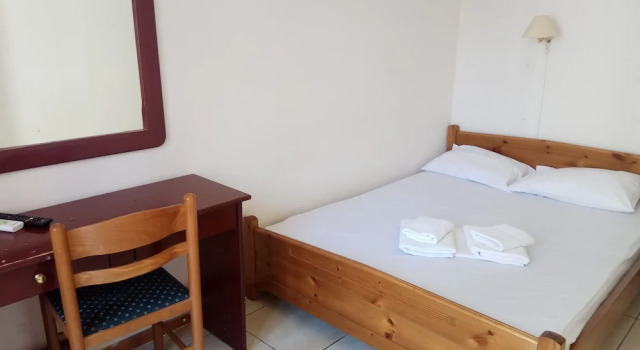 Одноместный номер Standard с балконом Delfini Hotel