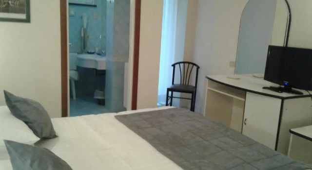 Двухместный номер Standard с балконом Hotel Trevi Riccione, in centro sul mare con cucina