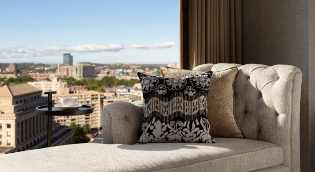 Двухместный номер Superior Four Seasons Hotel One Dalton Street, Boston