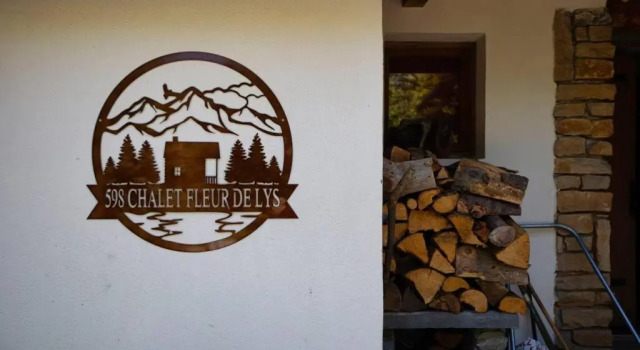 Шале Chalet 4BR Wood Stove , Home Cinema , Parental Suite