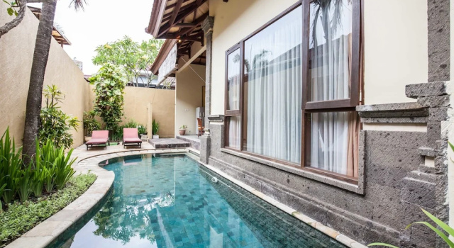 Вилла c 1 комнатой с балконом Putri Bali Seminyak Villa