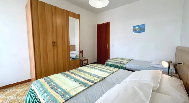 Welcoming Flat With Large Balcony, Забронировать Апартаменты/квартира Каорле Линьяно-Ривьера