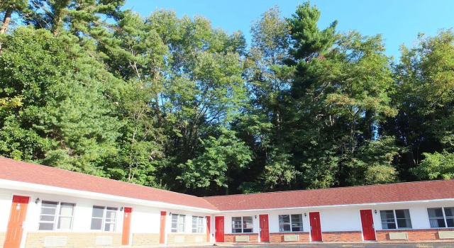 Economy Lodge 682 Main St Sturbridge, Buchen Sie Hotel Sturbridge Massachusetts