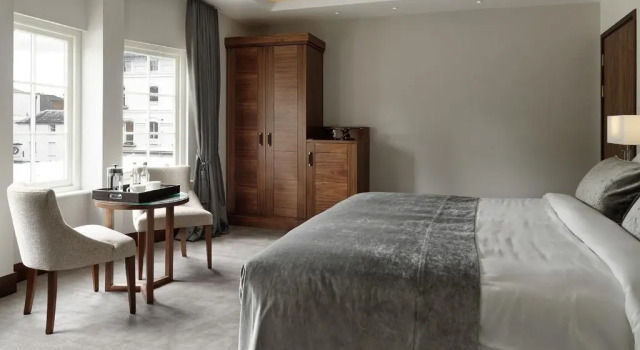 Двухместный номер Deluxe One Warwick Park Hotel