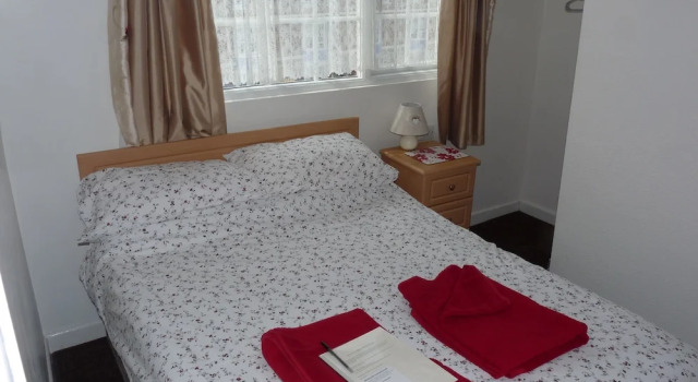 Whitecliff Guest House, Забронировать Отель Отели Англии 3 звезды, 3*