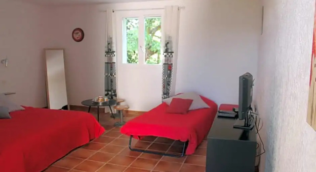Es Aqui, Rezervasyon Otel Bedarrides Vaucluse