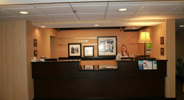 Hampton Inn El Dorado, Забронировать Отель Эль-Дорадо Арканзас