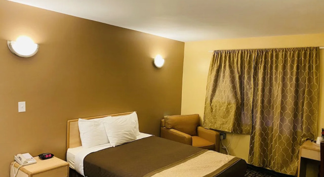 Двухместный номер Standard с балконом M Star Hotel Mansfield