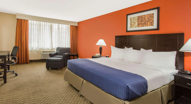 Baymont by Wyndham Fayetteville Fort Bragg Area