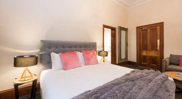 Трёхместный люкс The Parkview Boutique hotel