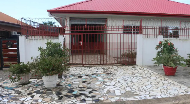Dubbel woonhuis Selderiestraat Paramaribo