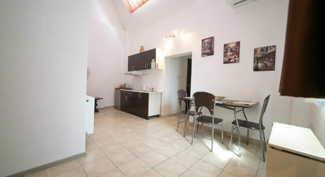 Kellari Huoneisto Boul Rosu Residence