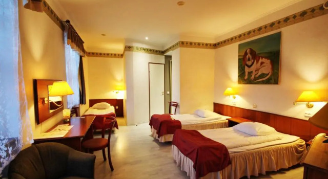 Трёхместный номер Standard NB Hotel with Free Parking