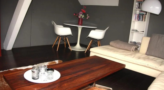 Paardenstal, Private House with wifi and free parking for 1 car, Забронировать Отель Отели Южной Голландии с парковкой, Парковка