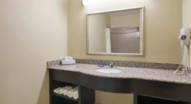 Номер Standard Knights Inn Bunkie