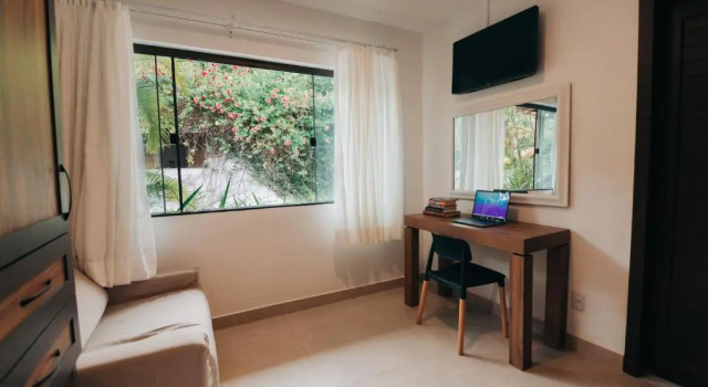 Люкс с видом на бассейн Angra Boutique Hotel