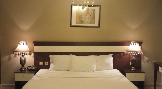 Adana Koza Hotel, Rezervovat Hotel Hotely v Adana se snídaní, Snídaně